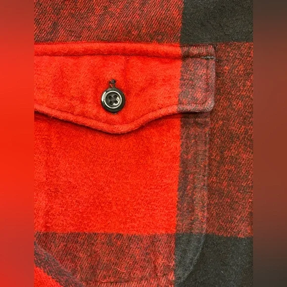 VTG Abercrombie & Fitch shirt Men’s Red Black Buffalo Plaid shacket barncoat L - Picture 5 of 11